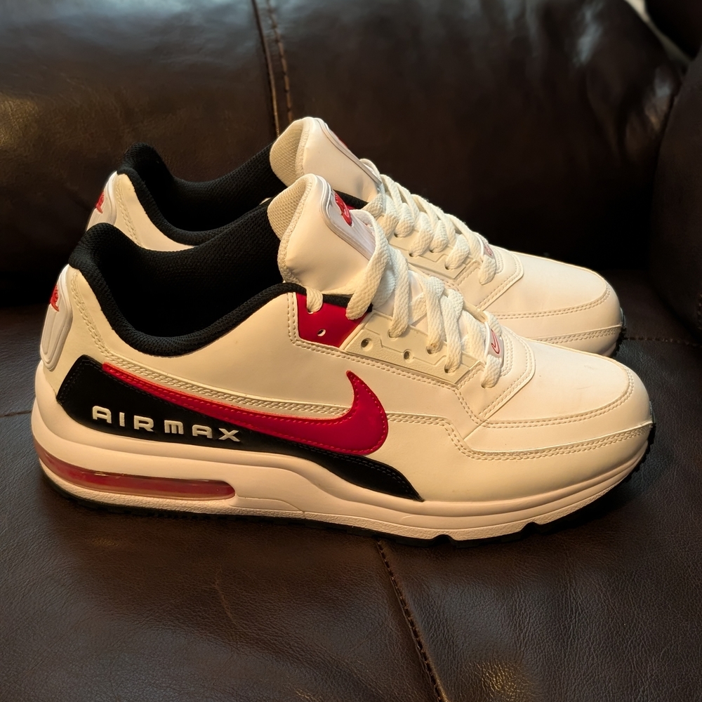 Size 9 Nike White and Red Sneakers Air Max Comfort
